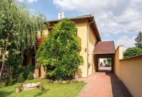 Aqua Apartman, Gyula